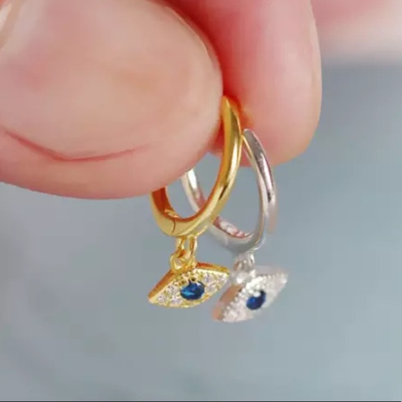 🔥👁Insta sterling silver\gold plated eye small hoop earrings - Picture 2 of 7